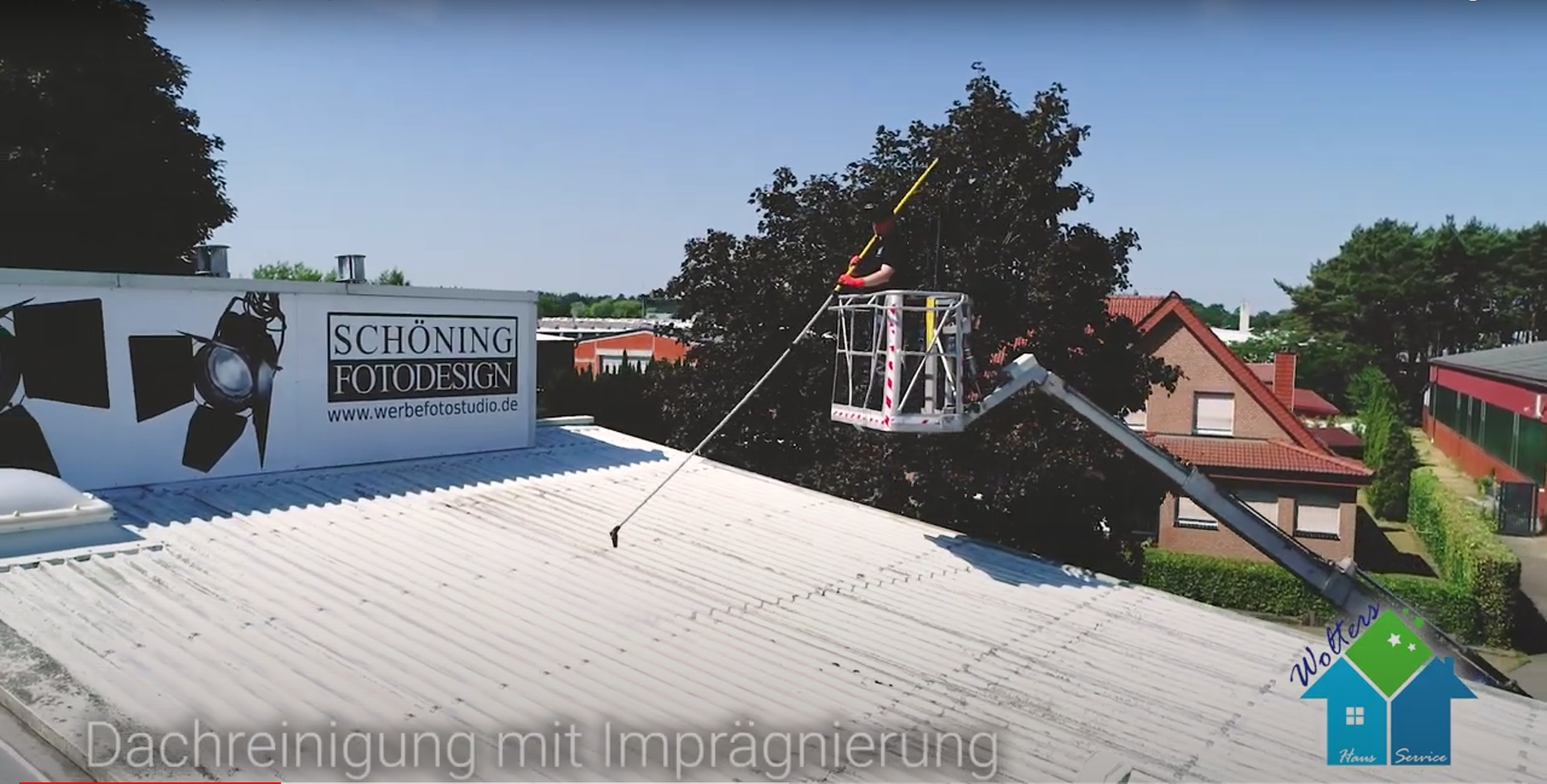 Dach-Komplettreinigung f&uuml;r Kunden in Wielen und Umgebung.