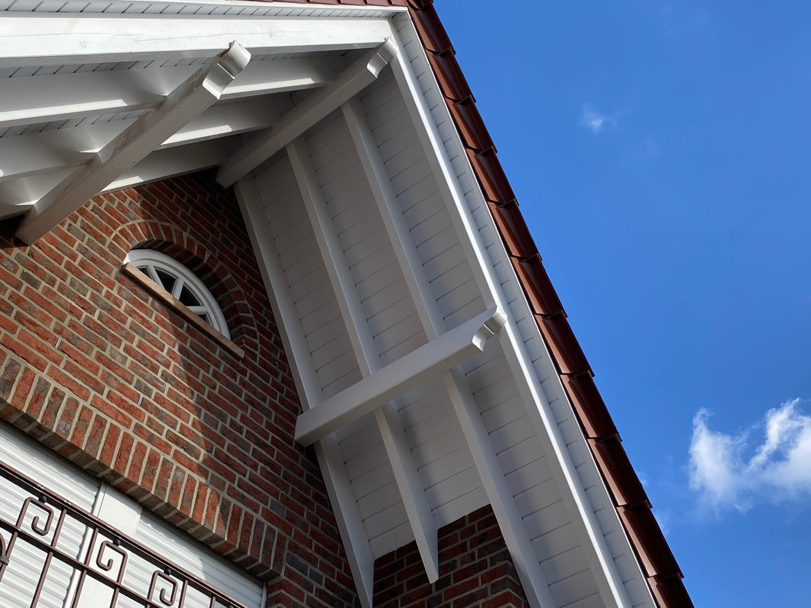 Reinigung von Dach&uuml;berst&auml;nden im Raum Wielen.